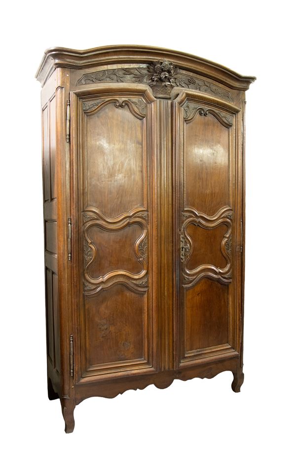 Provençal Wardrobe