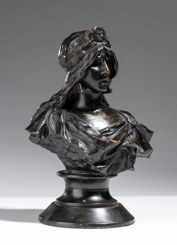 Terracotta bust titled “La Sibylle”