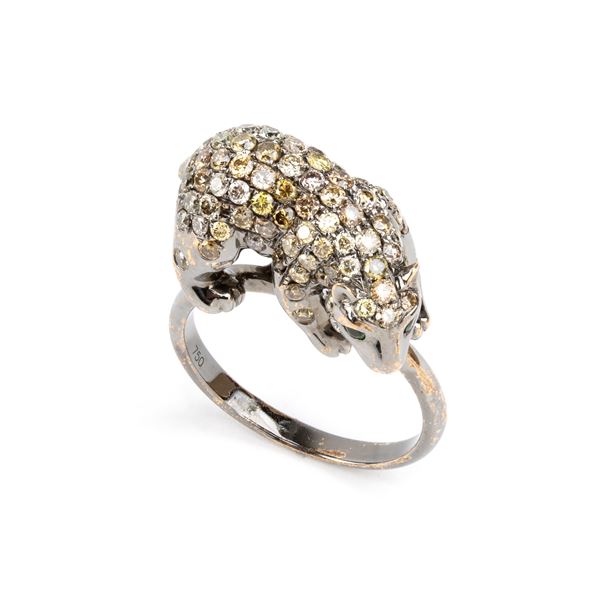 Anello in oro con diamanti gialli e tsavoriti   