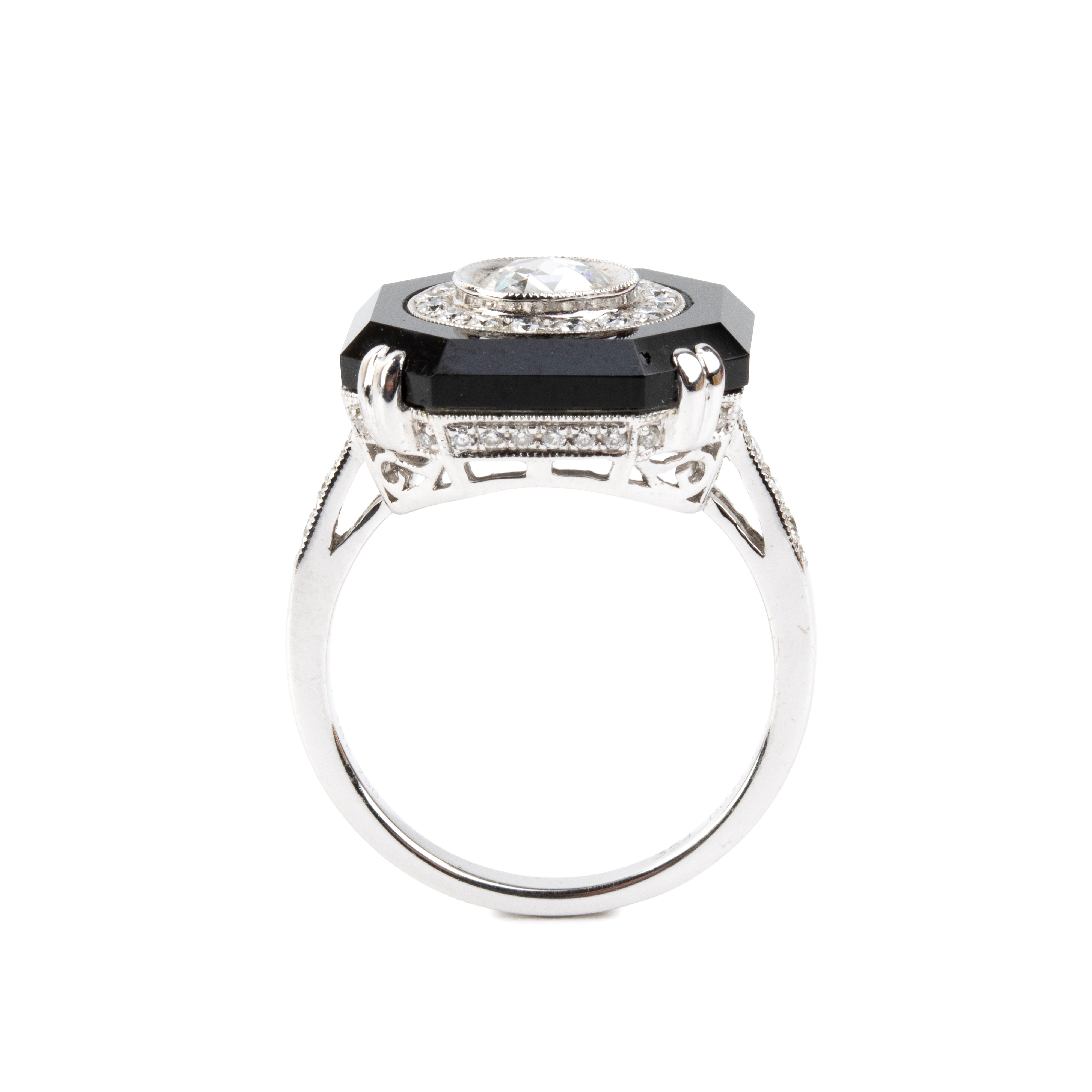 Branar Paris - Branar, Anello in stile Déco in oro bianco 18k con onice e diamanti
