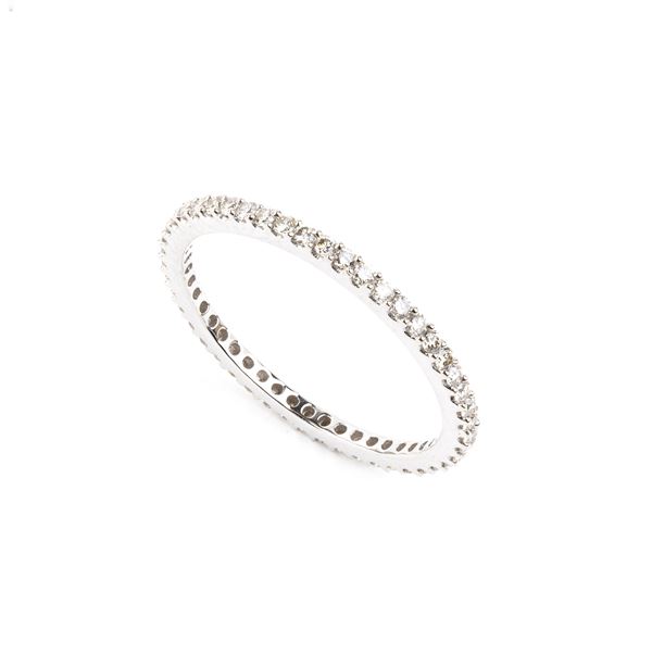 Eternity diamond gold ring