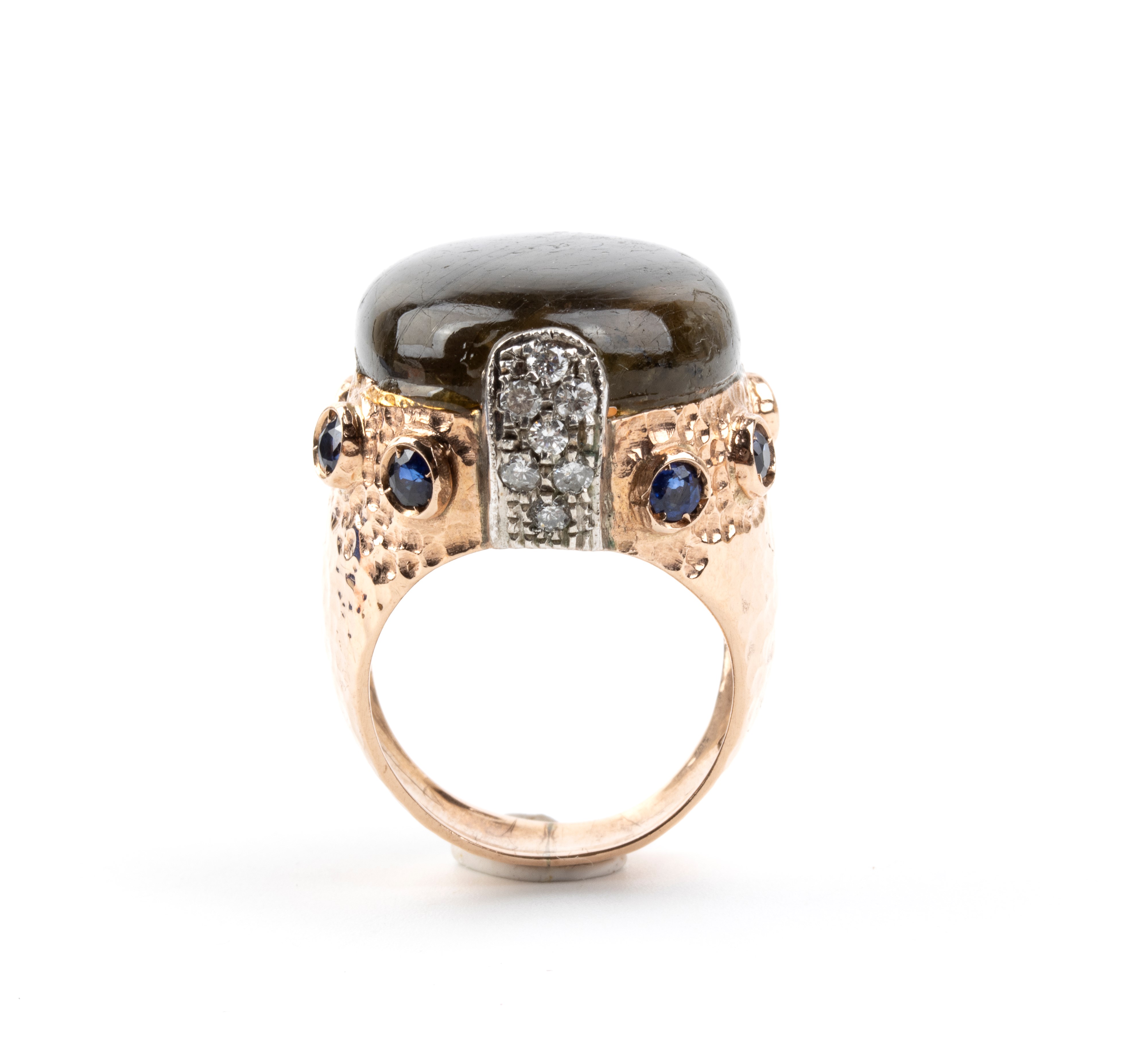 Anello in oro 9k rosa e argento 925 con labradorite cabochon e diamanti