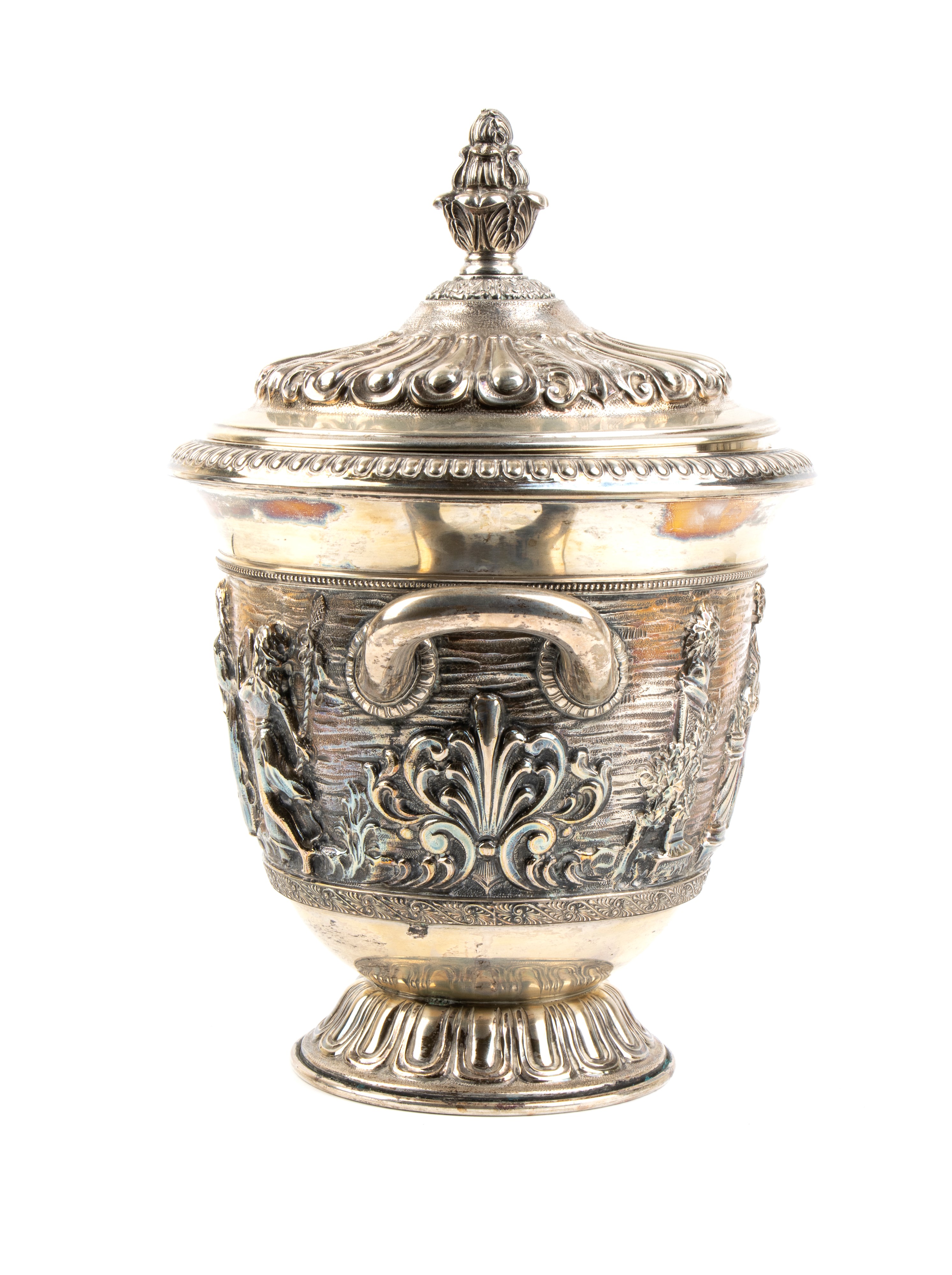 Coppa italiana in argento con coperchio, argento 800/1000, anni '40 del XX secolo