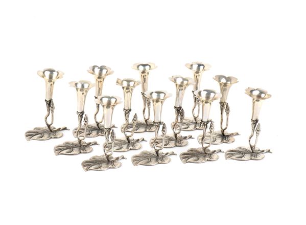Set di 12 segnaposto italiani in argento