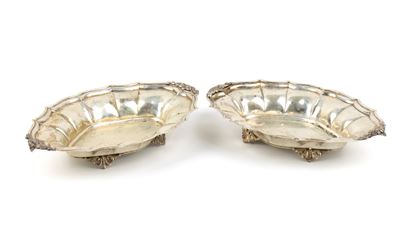 Coppia di cestini italiani in argento 800/1000, metà XX secolo