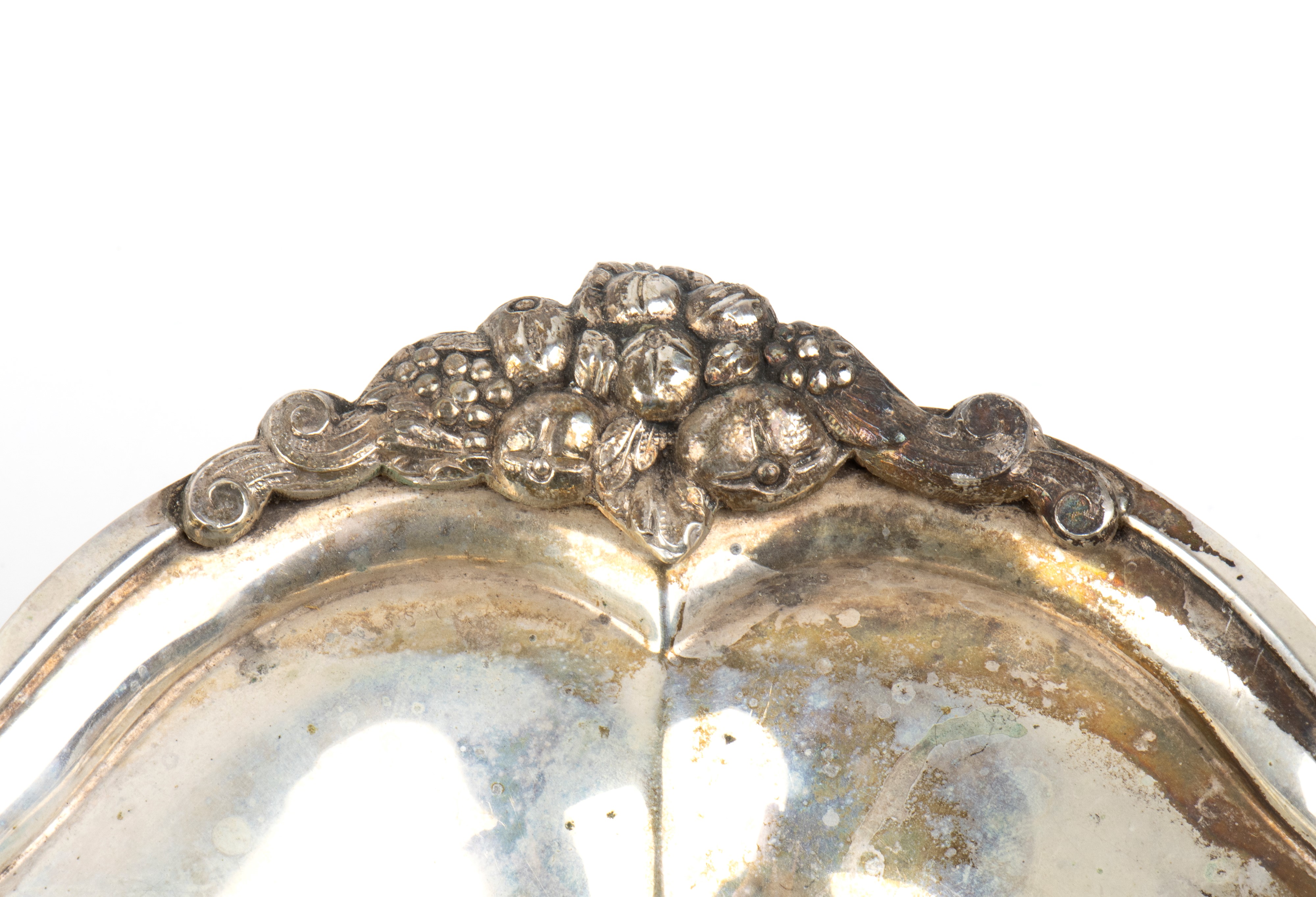 Coppia di cestini italiani in argento 800/1000, metà XX secolo