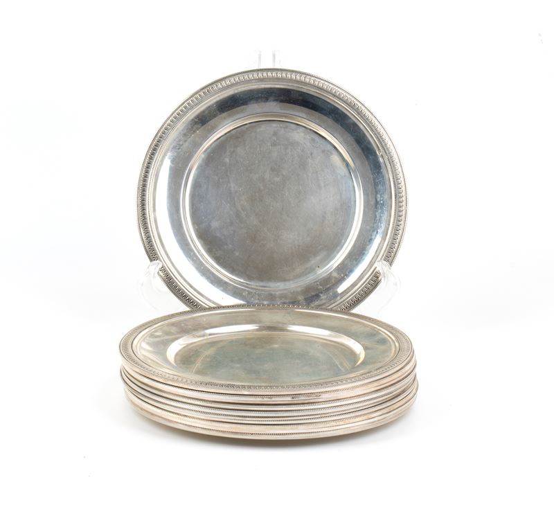 Set di 12 sottopiatti, argento 800/1000 (punzoni “800”)