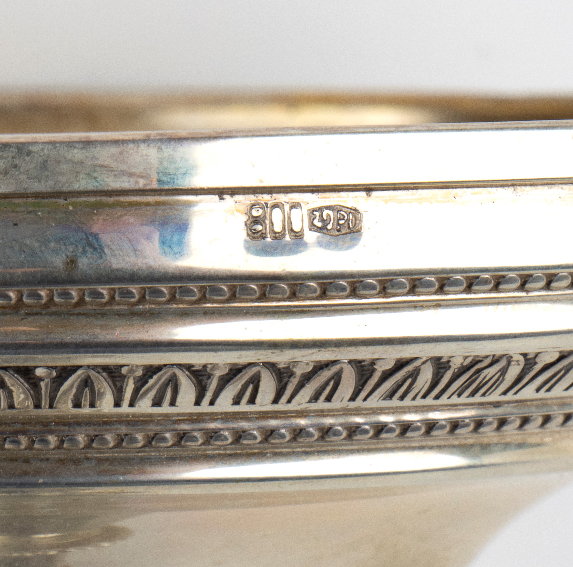 Trevisan Giovanni, Coppia di candelieri italiani in argento 800/1000