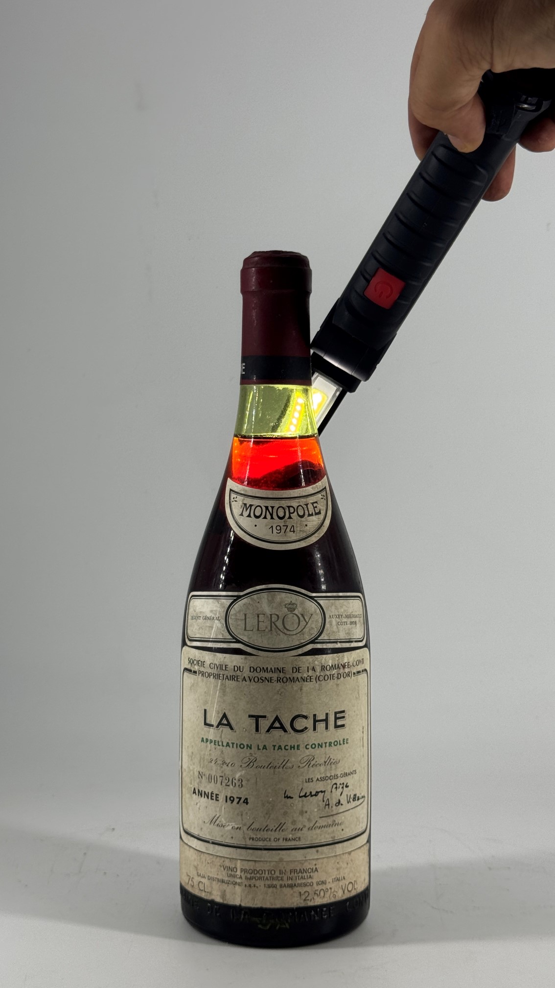 Vosne-Romanée, La Tâche (Domaine de la Romanée-Conti), 1974, 1 bottiglia