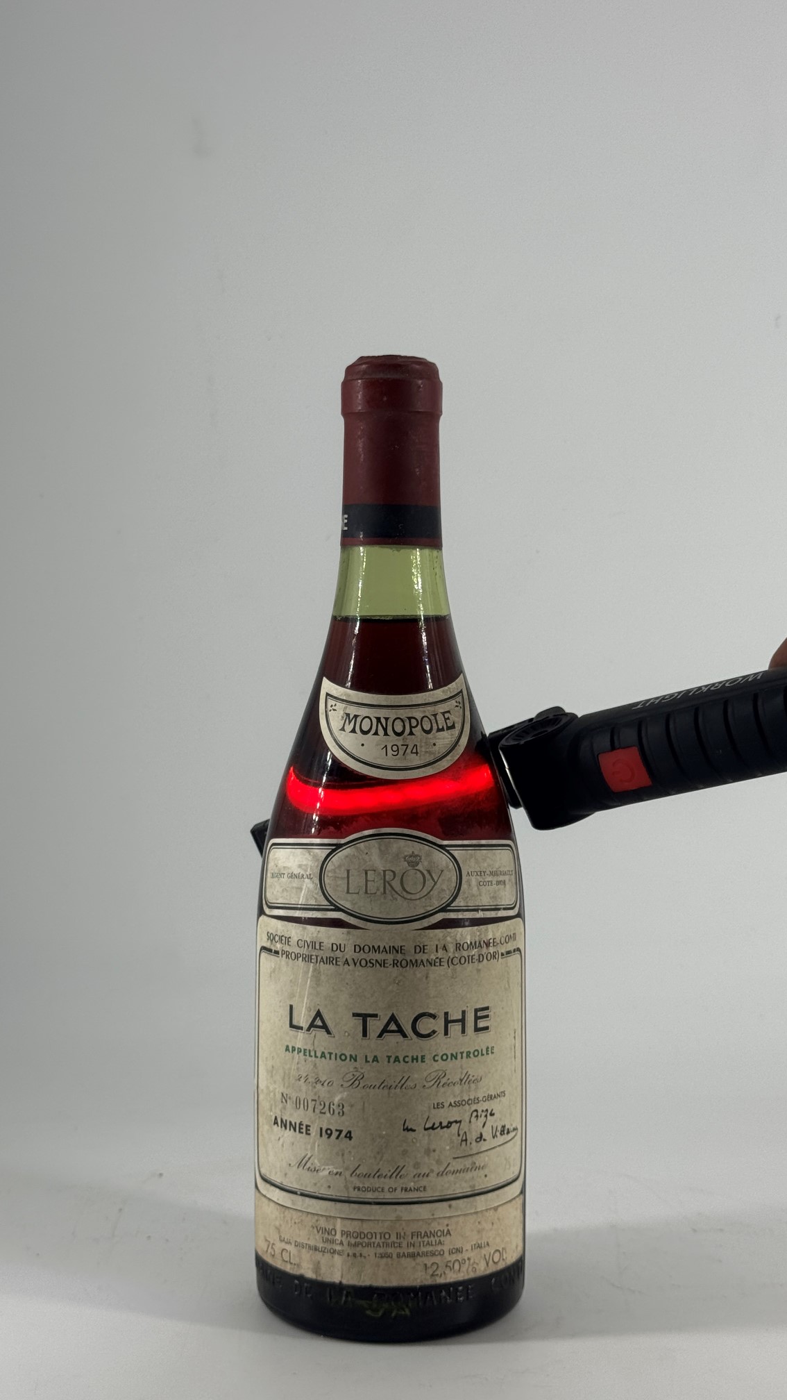 Vosne-Romanée, La Tâche (Domaine de la Romanée-Conti), 1974, 1 bottiglia