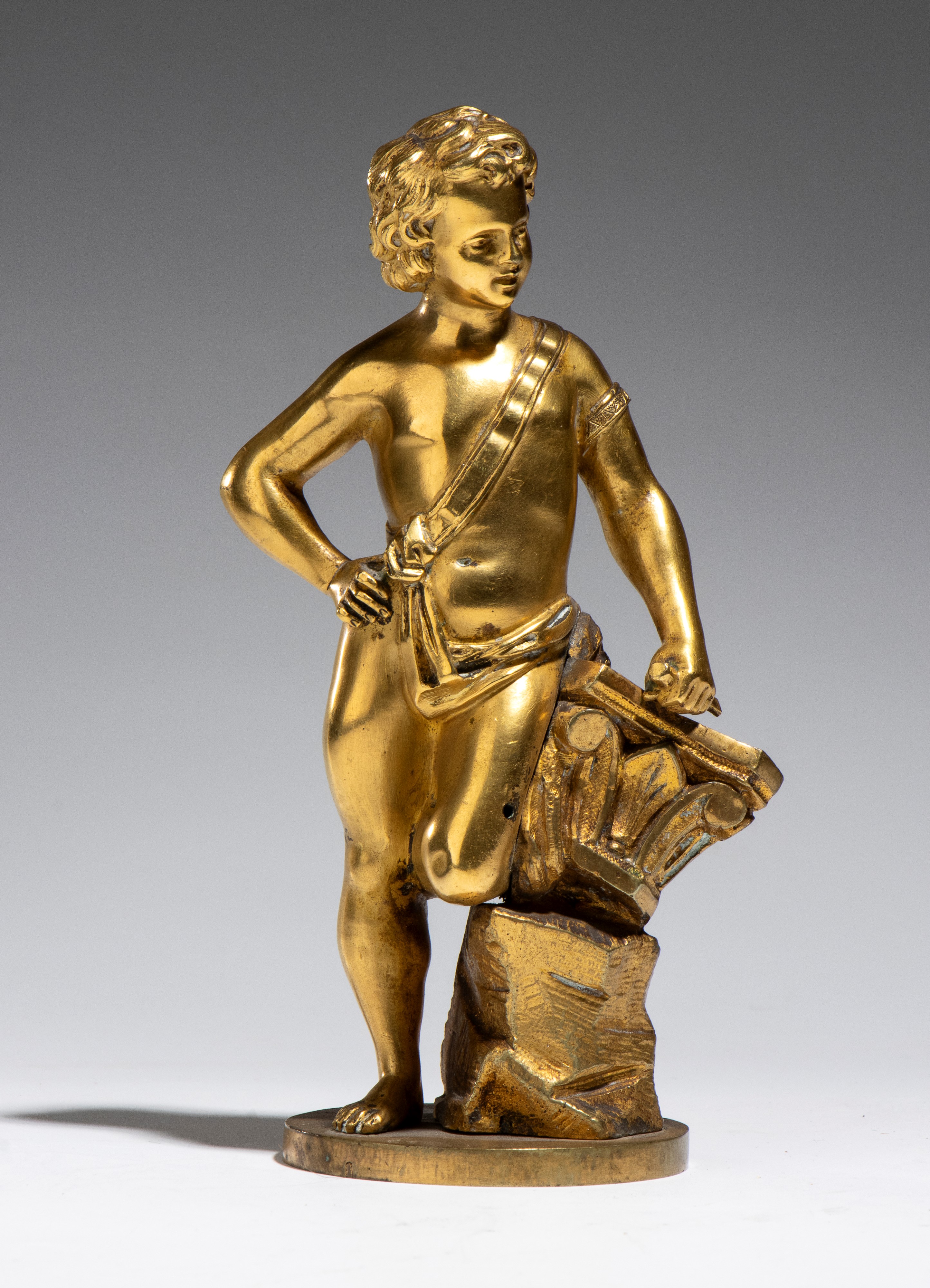 Statua di putto, bronzo dorato, XVIII secolo