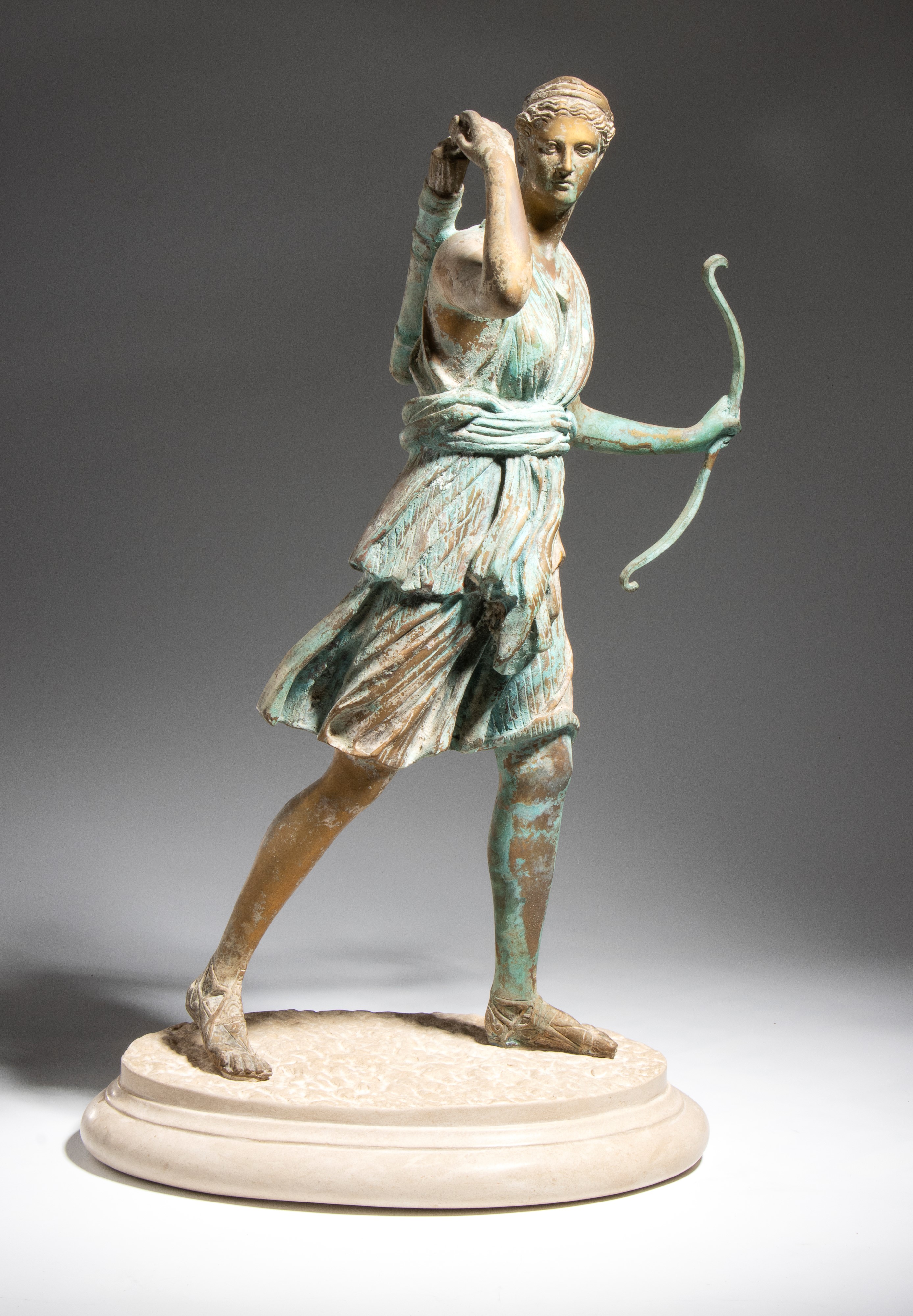 XIX secolo, Scultura della dea Diana (Artemide), bronzo su base in marmo