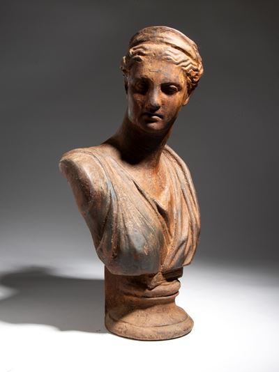 Fine XIX - inizio XX secolo, Busto di Diana in ferro
