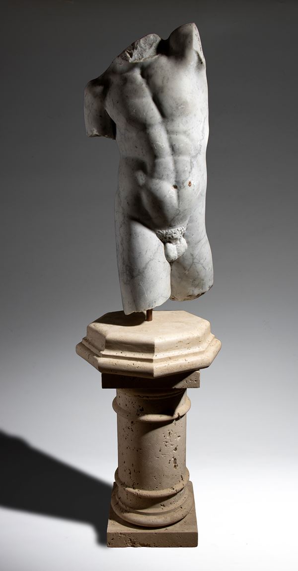 Torso virile in marmo
