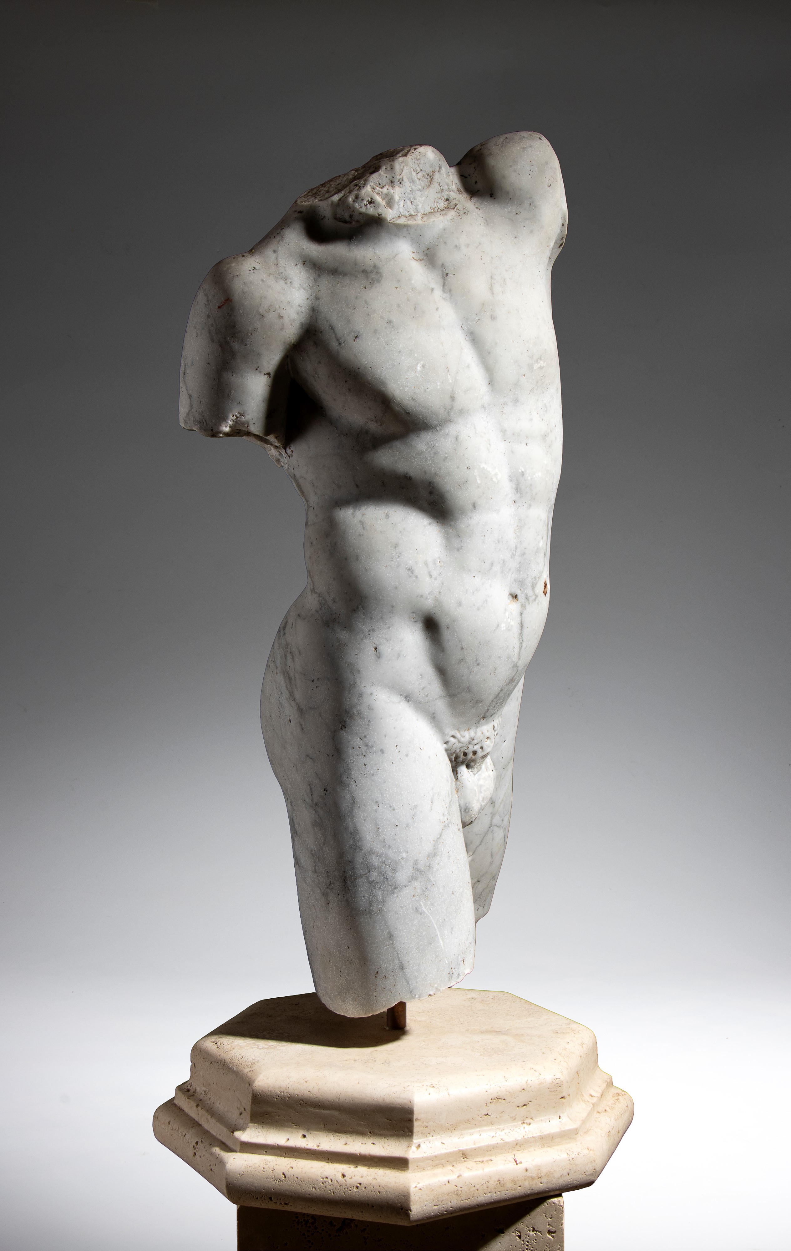Scultura, Torso virile in marmo (fine  XIX secolo–inizio XX secolo)
