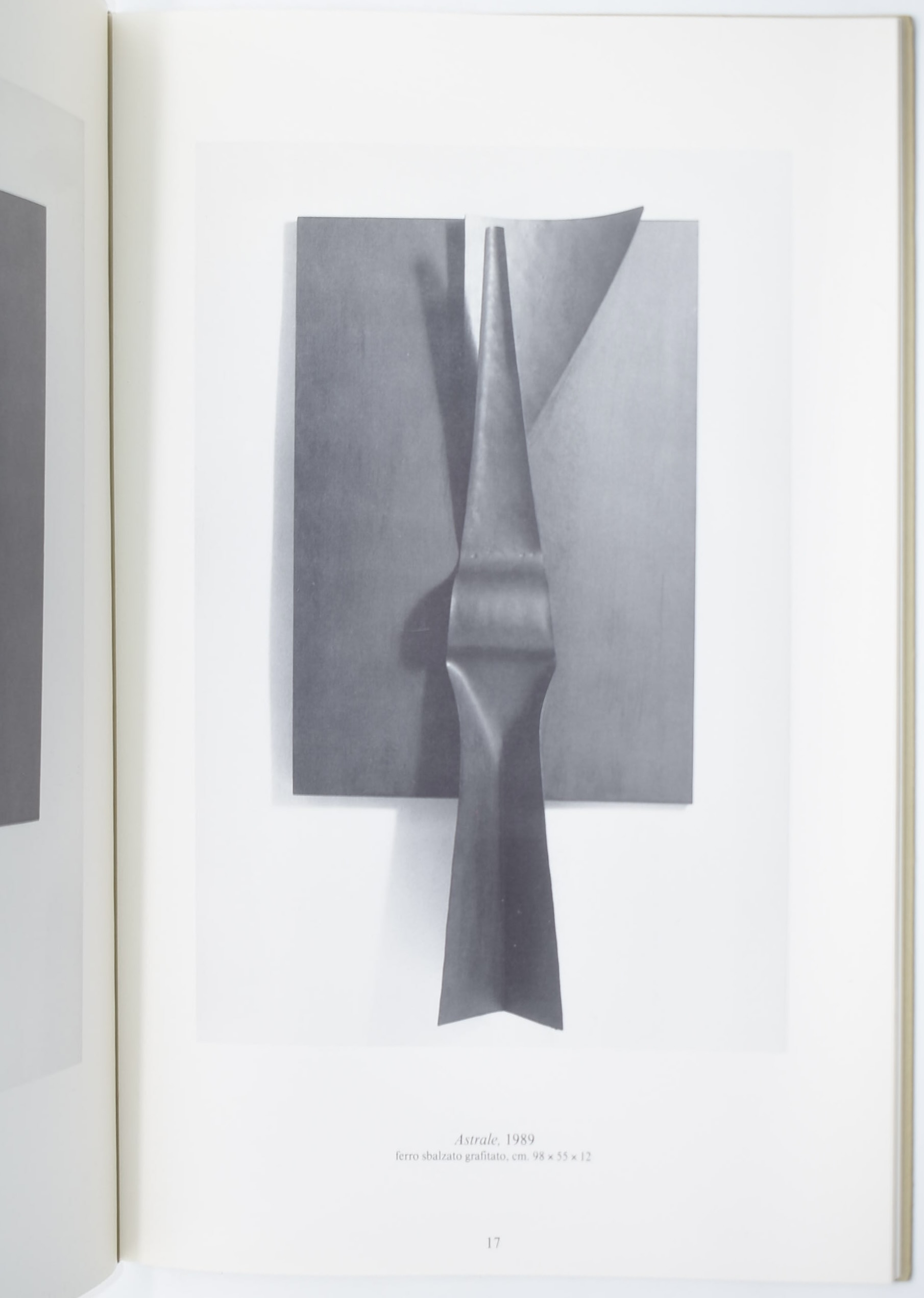 Catalogo, Periplo della scultura italiana contemporanea; Julio González, Les matériaux de son exp...
