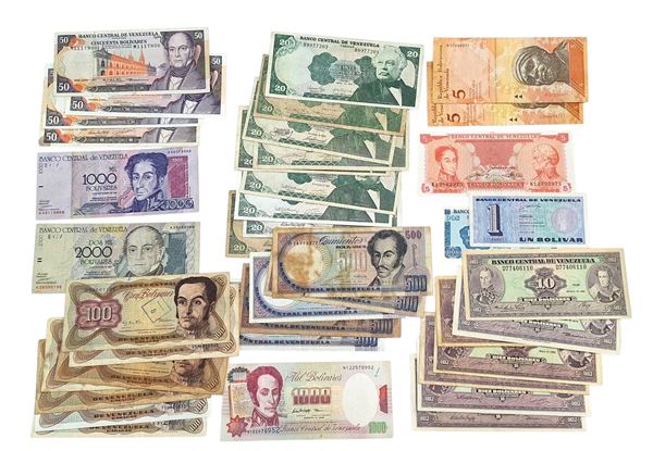 ESTERE. VENEZUELA. Lotto di 40 banconote. Conservazioni varie.