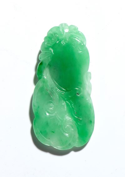 Piccola figura in giada, Cina, XX secolo