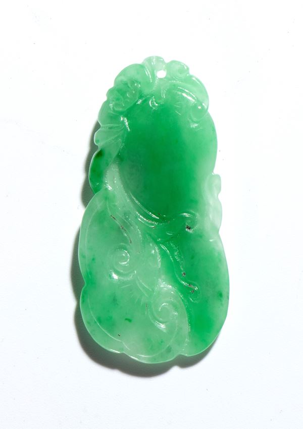 Piccola figura in giada. Cina, XX secolo