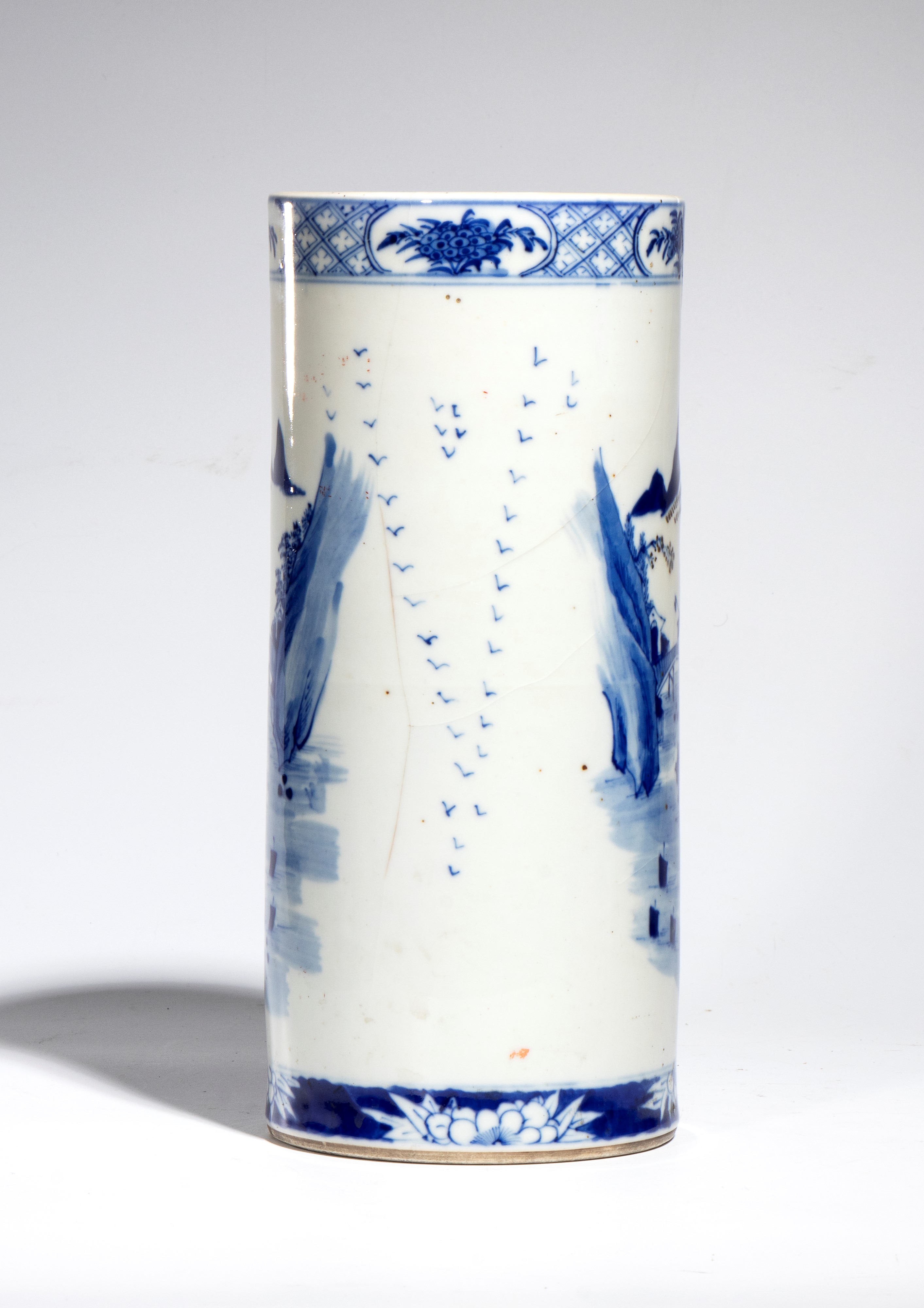 Vaso cilindrico ShanShui, porcellana bianca e blu, Cina, inizio XX secolo