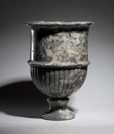 Vaso in marmo africano, XIX secolo