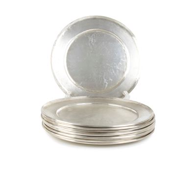 Argenteria peruviana, Set di 12 piatti in argento 925/1000 cesellati e sbalzati