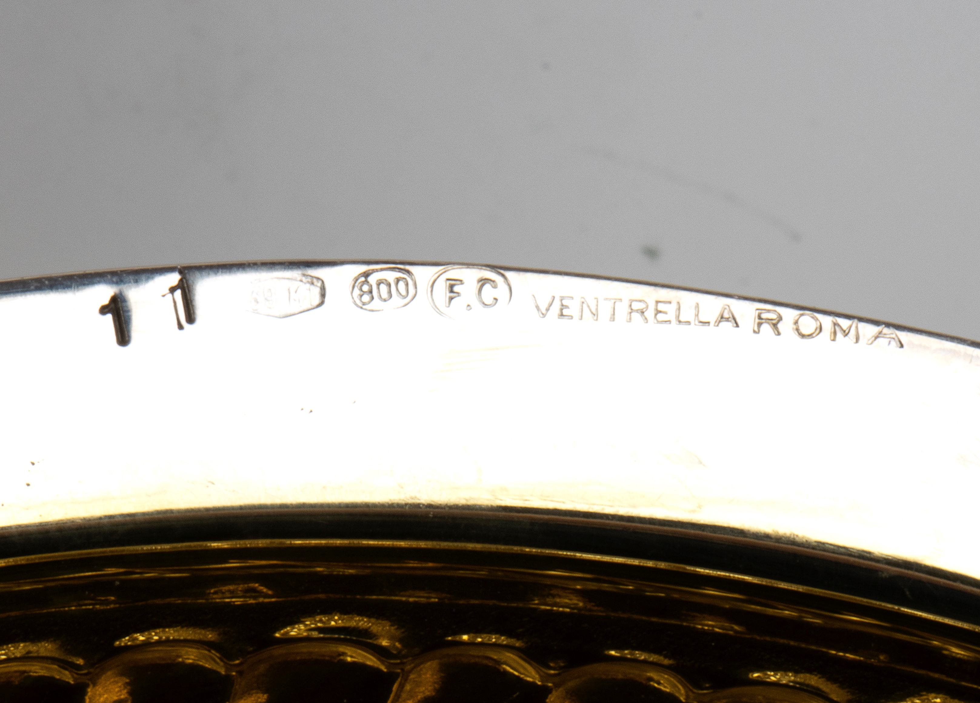 Fratelli Cacchione - Fratelli Caccione, Coppia di legumiere italiane in argento 800, argentiere V...