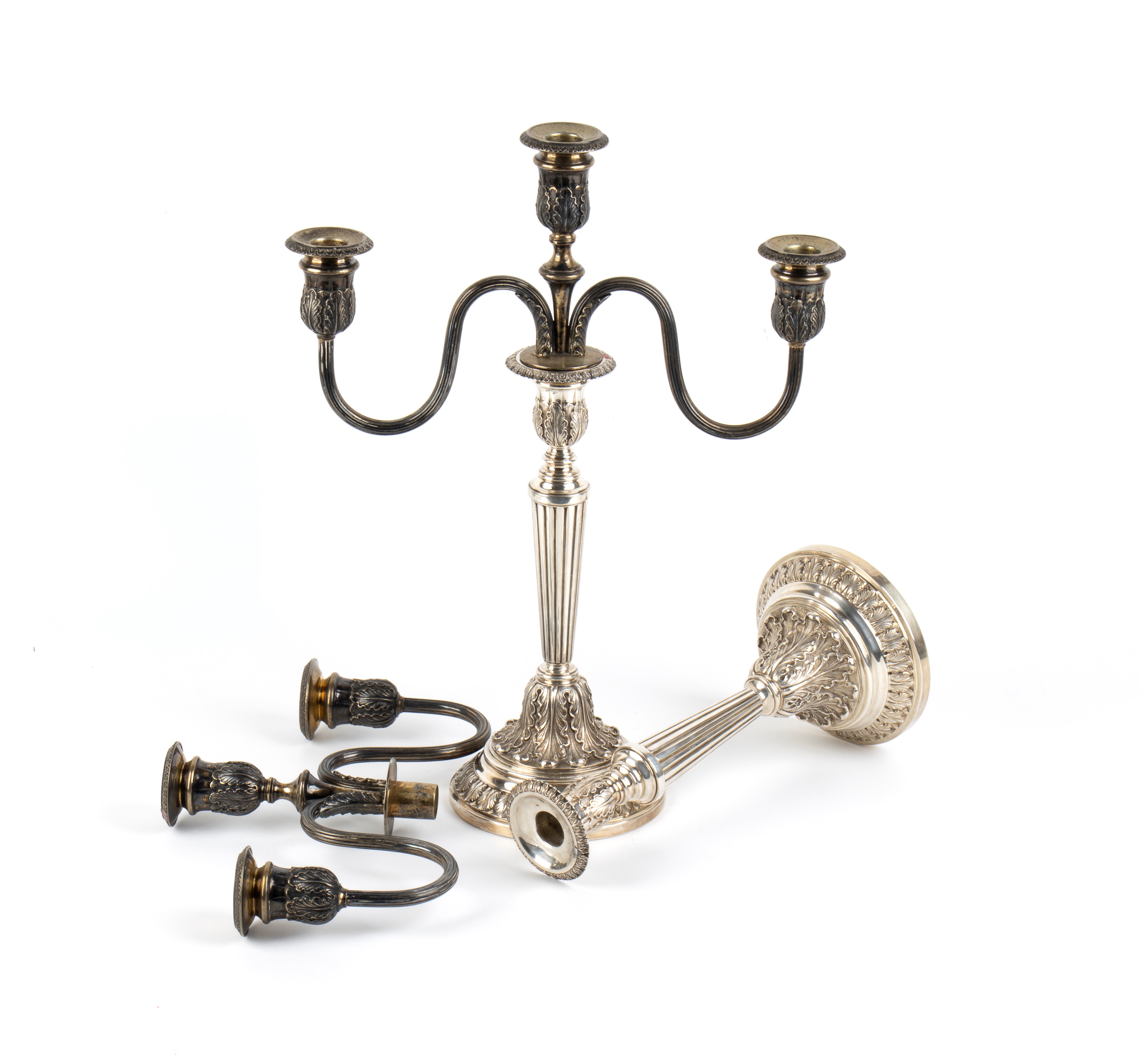 Ilario Pradella - Coppia di candelabri italiani in argento a tre fiamme