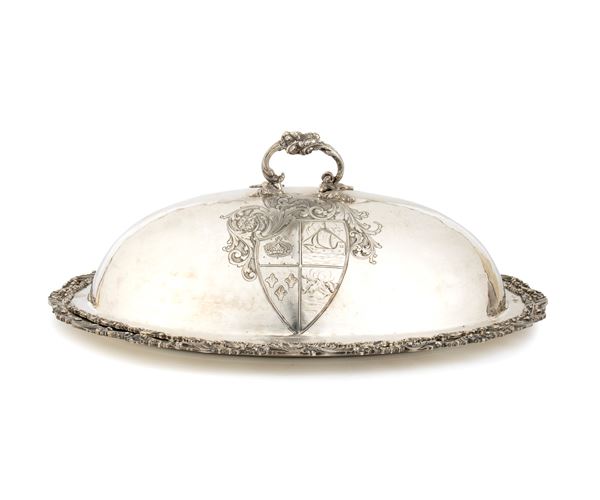 Vassoio italiano con cloche in argento 