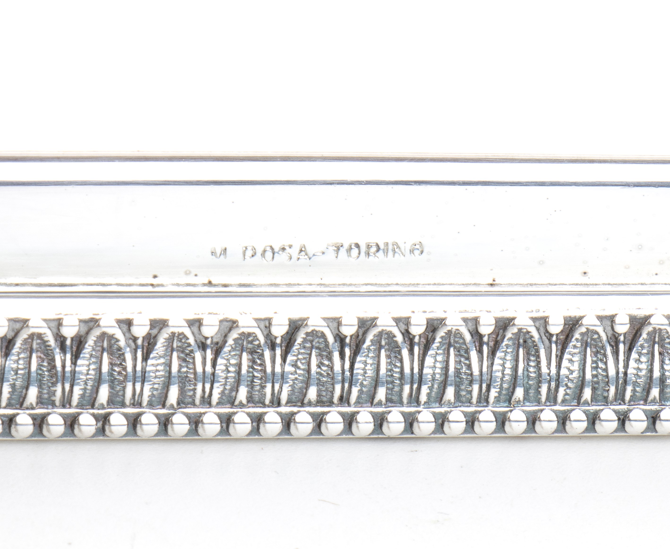 Ricci & C. S.p.a. - Legumiera italiana in argento 800/1000 con coperchio a innesto