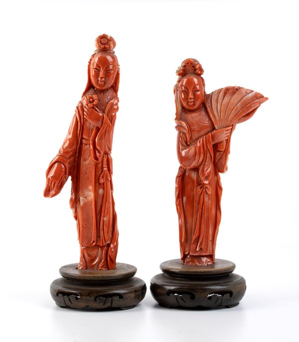 A pair of Chinese Cersuolo coral carving