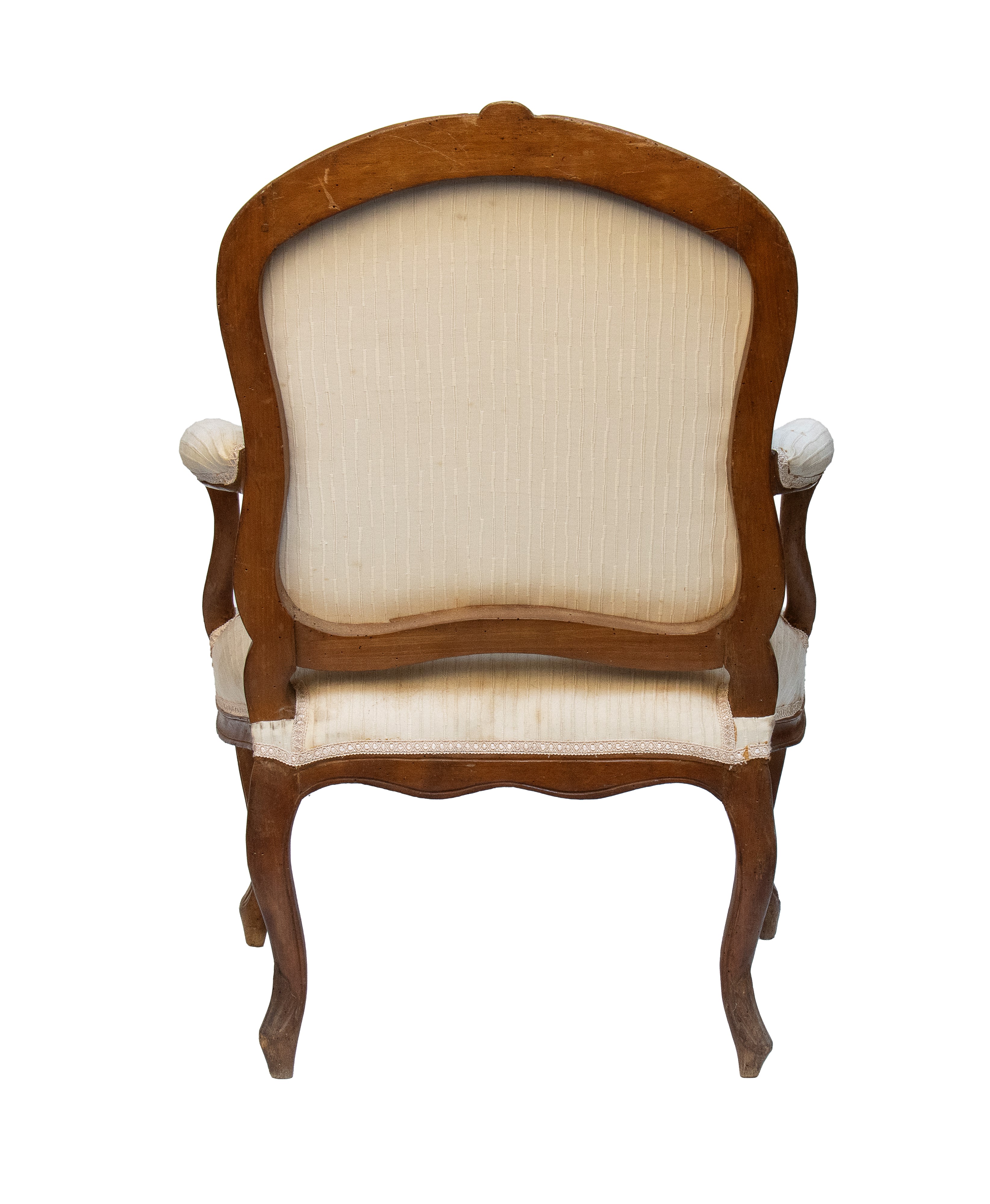 Coppia di poltrone venete, legno di noce scolpito, XVIII secolo