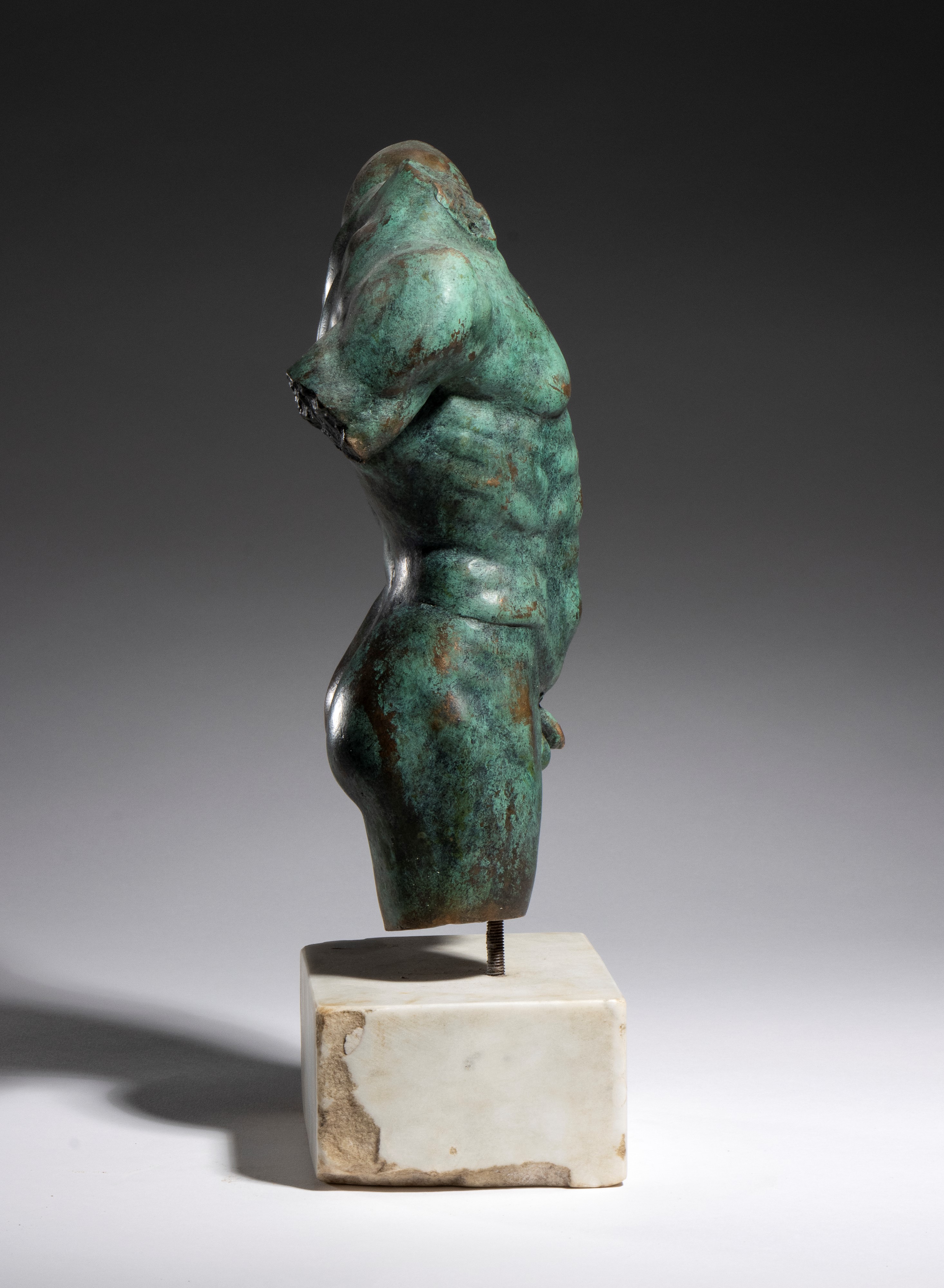 Busto raffigurante torso maschile nudo, fusione in bronzo a cera persa (XX secolo)