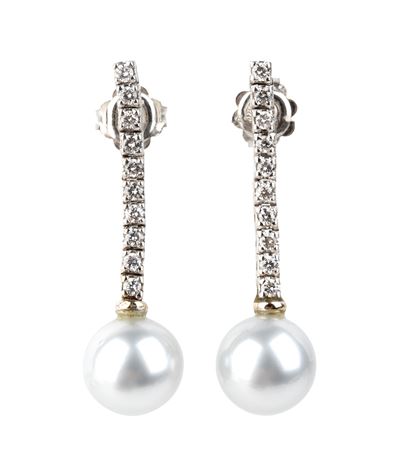 Orecchini in oro bianco 18k con perla Australiana e diamanti (taglio brillante)