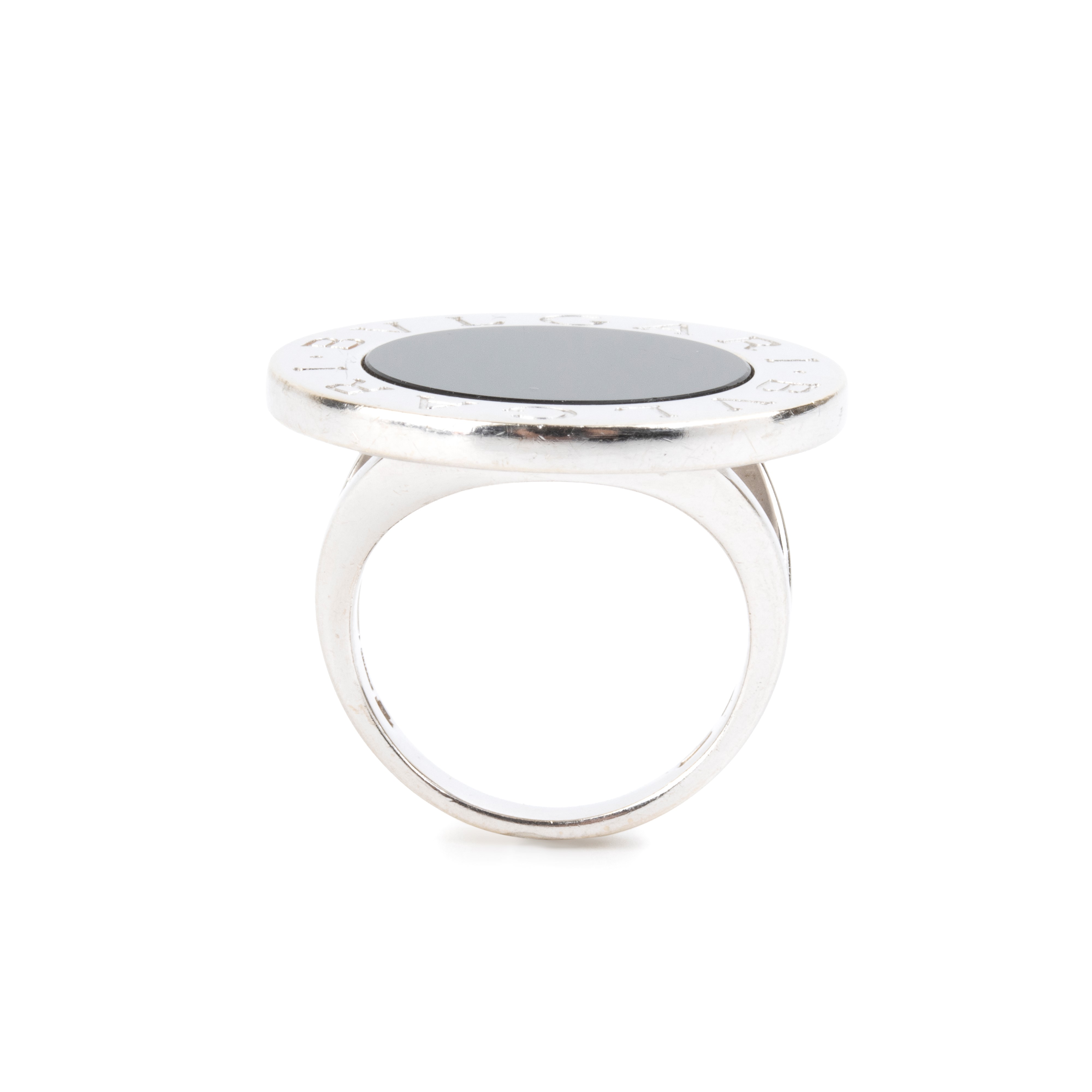 Bulgari - Anello in oro bianco 18k con disco in onice