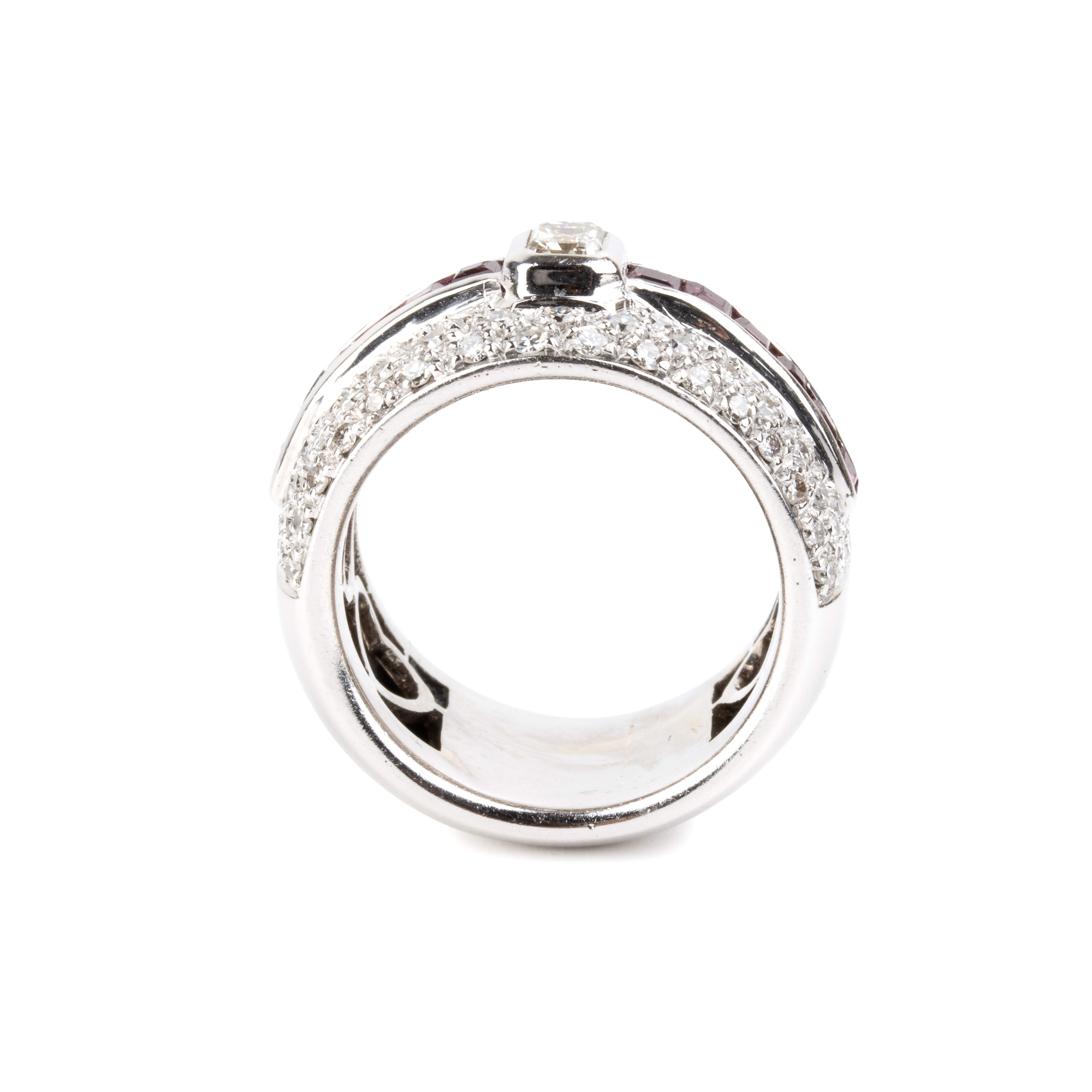 Oro bianco 18k, Anello a fascia con diamanti e rubini