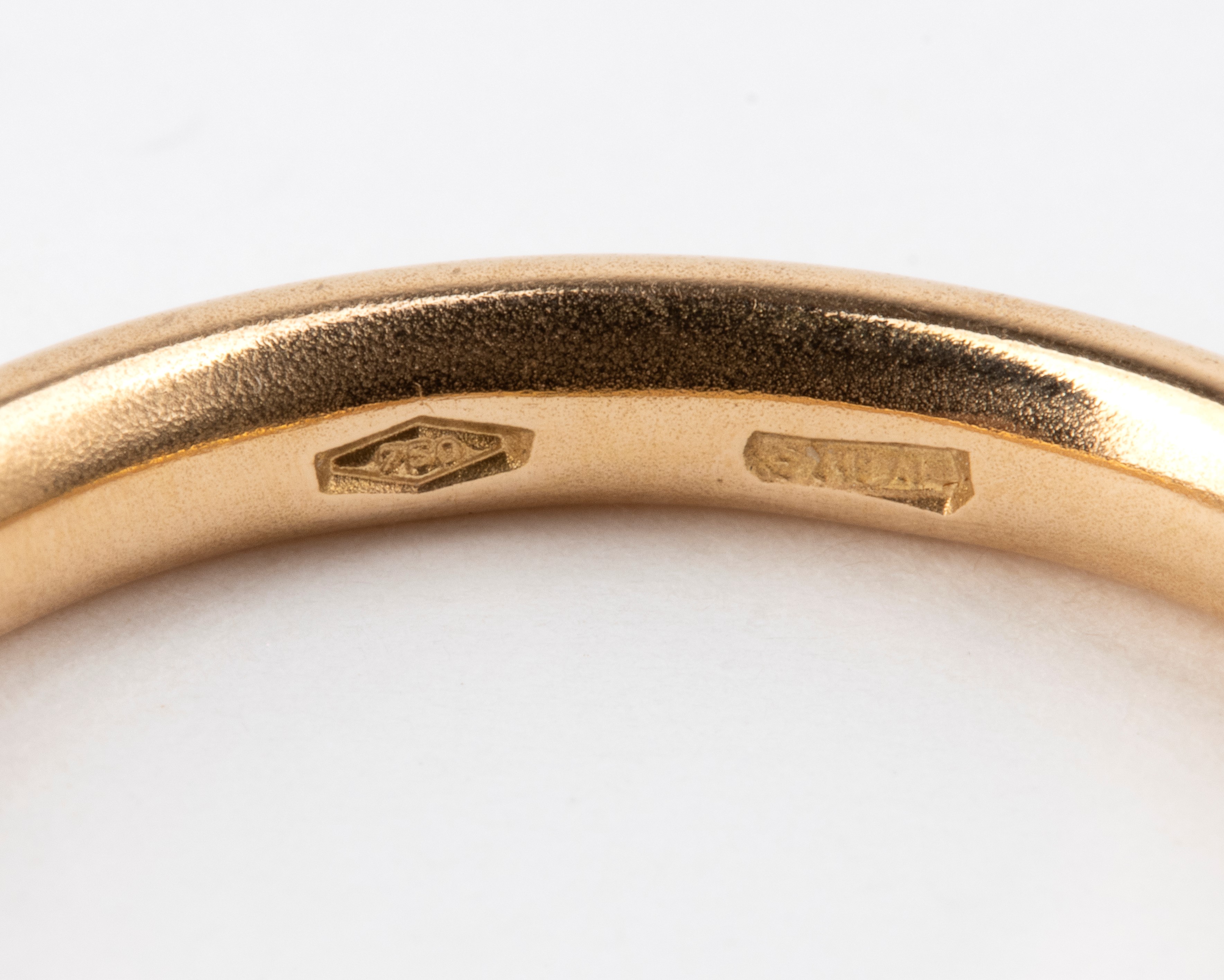 Pomellato - Collezione Lucciole: tre anelli in oro 18k con diamanti