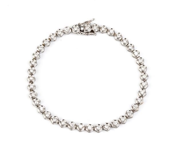 Bracciale tennis in oro con diamanti
