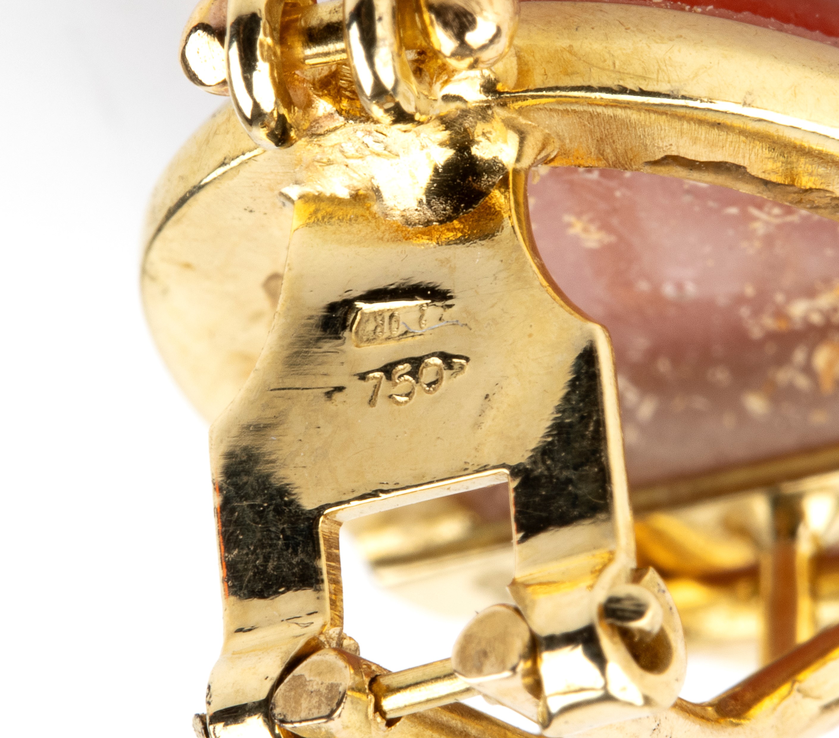 Oro 18k, Paio di orecchini con corallo Mediterraneo cabochon