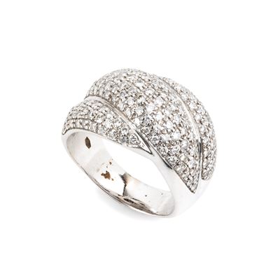 Anello a fascia in oro bianco 18k con pavé di diamanti