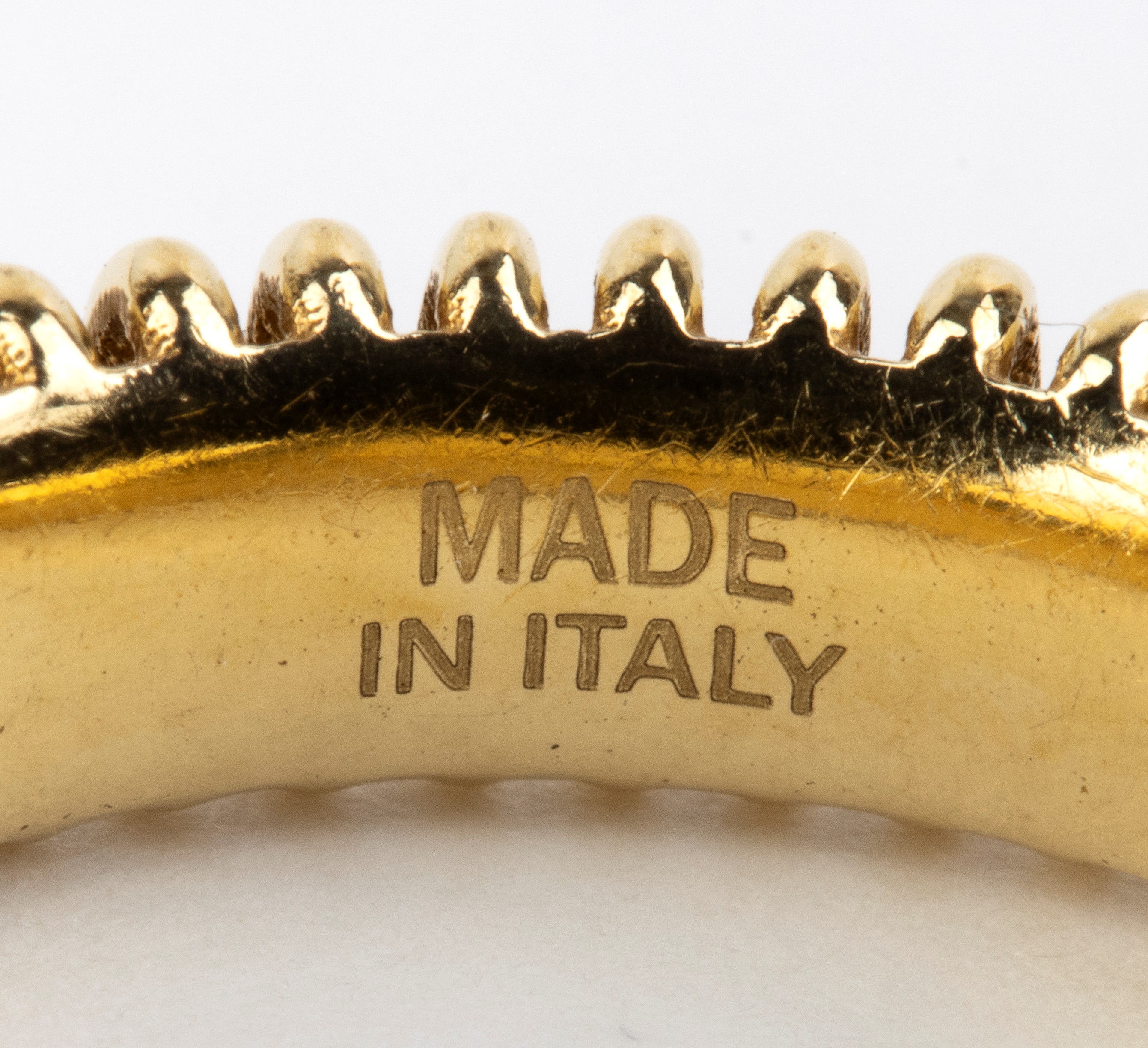 Salvini - Tre anelli in oro bianco, giallo e rosa 18k con diamanti