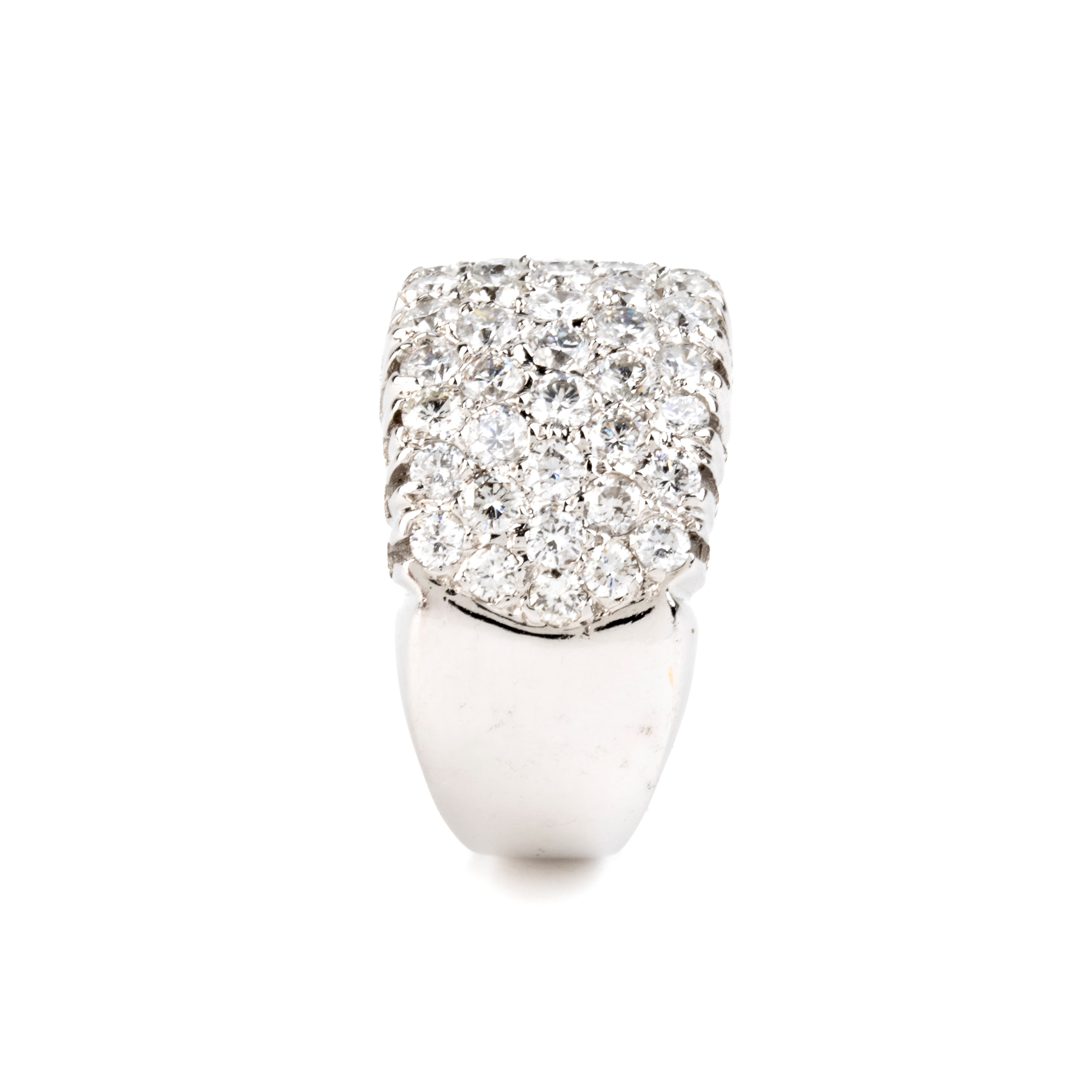 Fratelli Dinacci - Dinacci, Anello a fascia in oro bianco 18k con pavé di diamanti