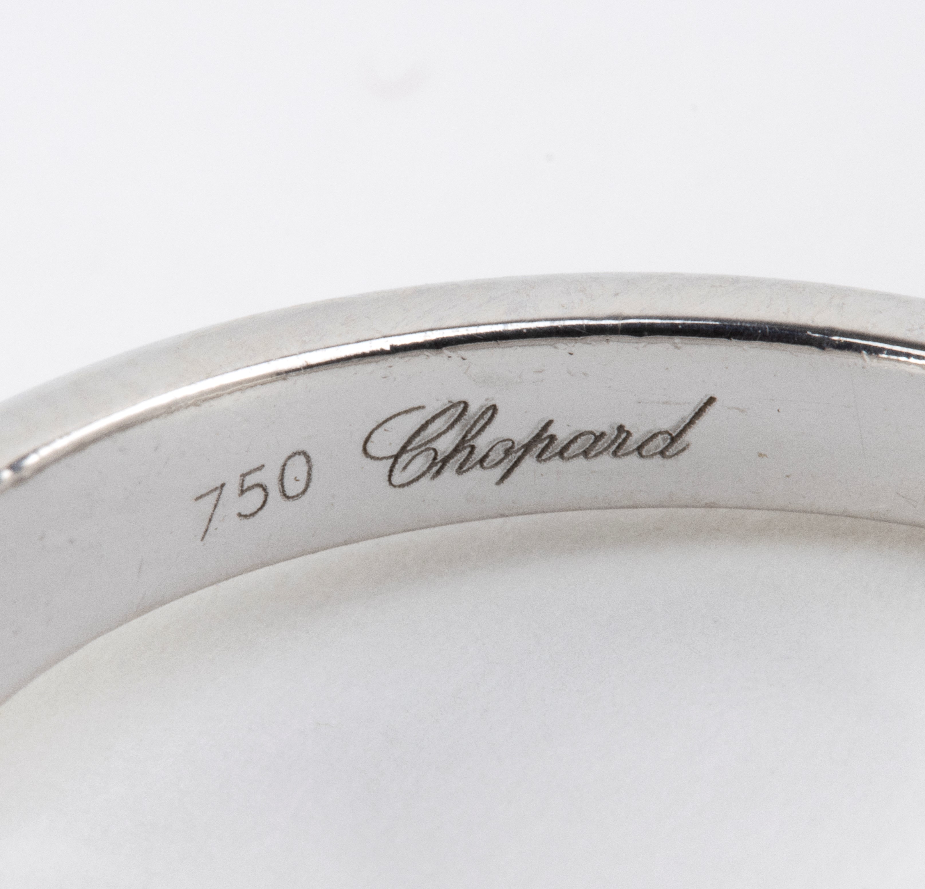 Chopard - Anello a cuore Happy Diamonds in oro bianco 18k con diamante mobile e zaffiro