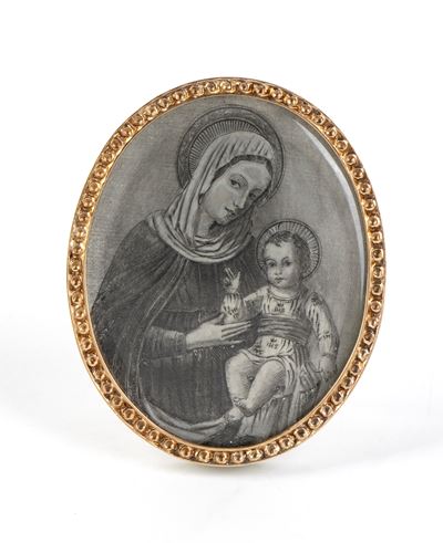 Ciondolo in argento e oro con miniatura della Madonna col Bambino