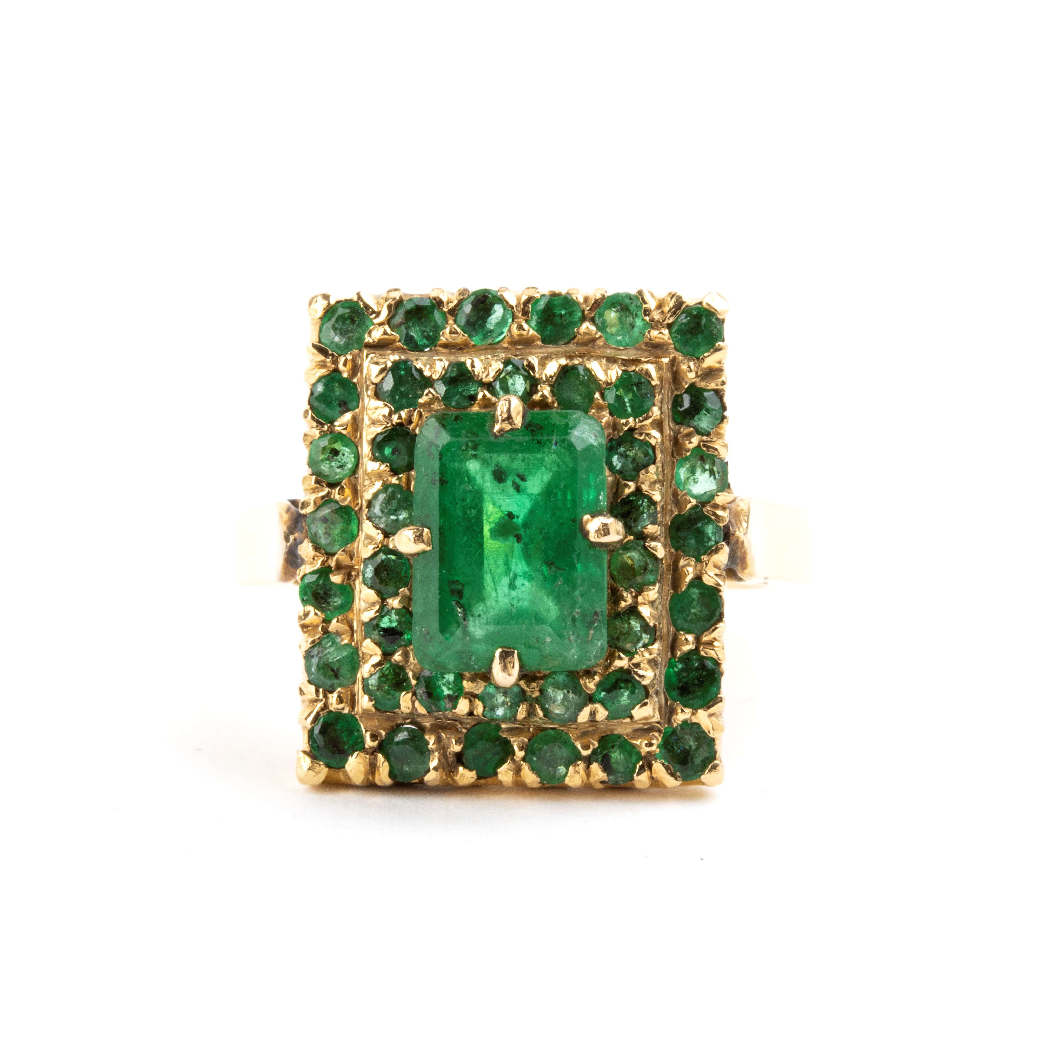 Anello in oro bianco 18k con smeraldi