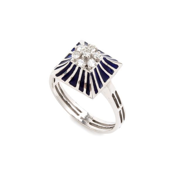 Anello oro con diamanti e smalti blu