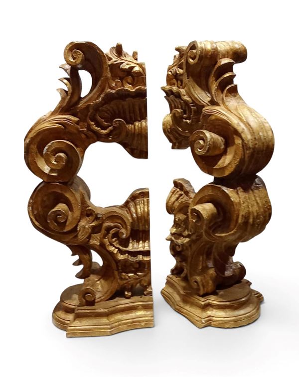Pair of gilded shelf brackets
