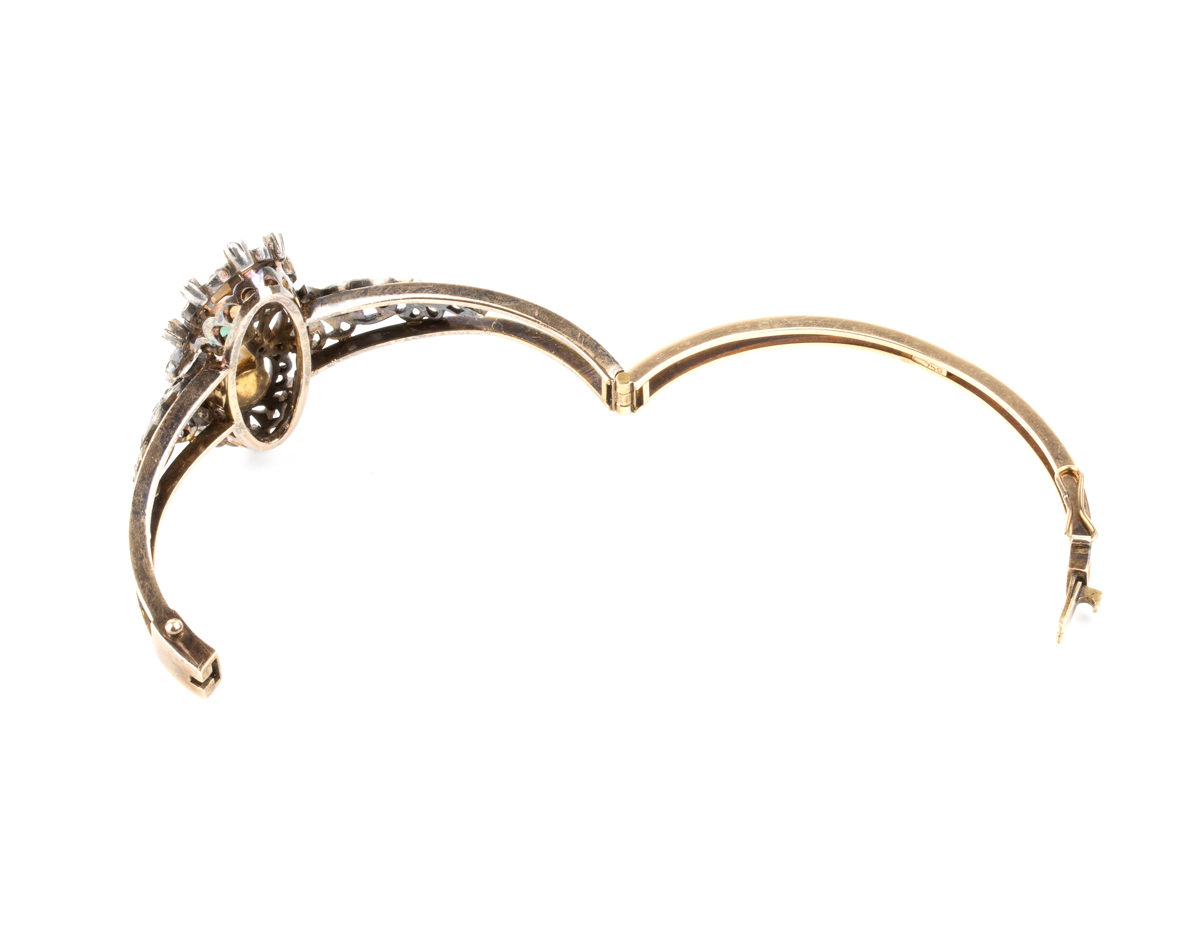 Bracciale a cerchio rigido, oro bianco 18k, smeraldo, perle e diamanti