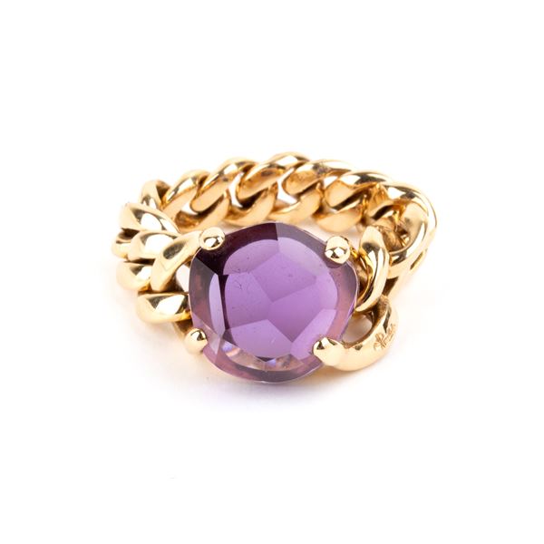 Anello in oro con ametista     