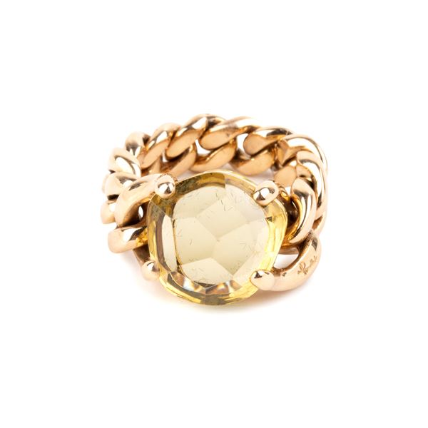 Anello in oro con quarzo citrino